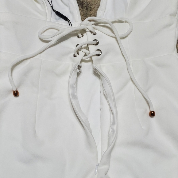 NWT HELLO MOLLY CAUGHT INBETWEEN Midi White Dress - Picture 9 of 12